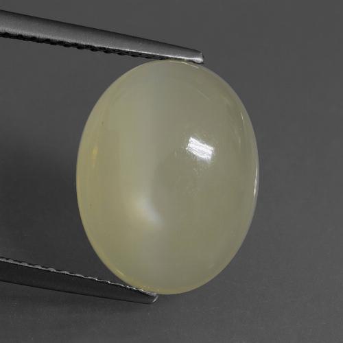 6.67カラットの天然ミディアム薄いブラウンムーンストーン（14.5×11.3 mm・オーバルカット）