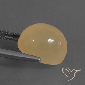 8.64カラットの天然薄いピーチゴールデンムーンストーン（13×10.1 mm・オーバルカット）