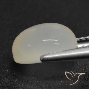 3.00カラットの天然半透明ホワイトムーンストーン、オーバルカット、半透明