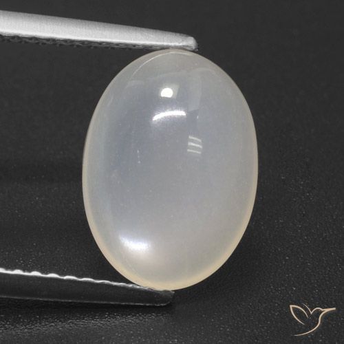 3.25ct 天然 ウォームホワイト ムーンストーン, 楕円形, 半透明