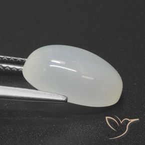 4.23カラットの天然半透明ホワイトムーンストーン（12.4×8.4 mm・オーバルカット）
