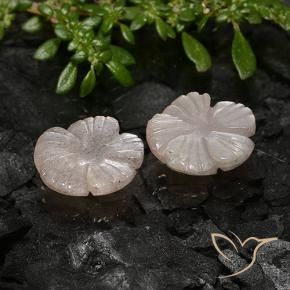 Shop natural 4.91ct 薄いピーナッツブラウン ムーンストーン gems, フラワーカット, from インド at GemSelect. In stock, global shipping!