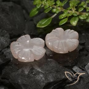 Shop natural 4.83ct 薄いキャラメルブラウン ムーンストーン gems, フラワーカット, from インド at GemSelect. In stock, global shipping!