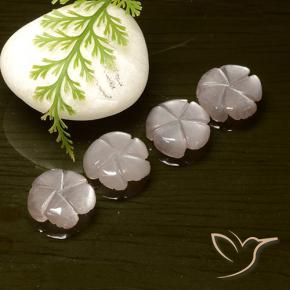 Shop natural 9.46ct 非常に薄いピンク ムーンストーン gems, フラワーカット, from インド at GemSelect. In stock, global shipping!