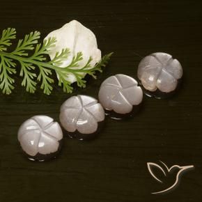 Shop natural 9.40ct ピーチオレンジ ムーンストーン gems, フラワーカット, from インド at GemSelect. In stock, global shipping!