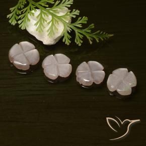 Shop natural 4.23ct ライトオレンジ ムーンストーン gems, フラワーカット, from インド at GemSelect. In stock, global shipping!