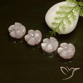 Shop natural 10.77ct ピーチオレンジ ムーンストーン gems, フラワーカット, from インド at GemSelect. In stock, global shipping!