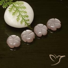Shop natural 10.77ct ピーチオレンジ ムーンストーン gems, フラワーカット, from インド at GemSelect. In stock, global shipping!