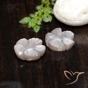 Shop natural 7.83ct 非常に薄いピンク ムーンストーン gems, フラワーカット, from インド at GemSelect. In stock, global shipping!