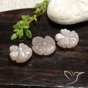 Shop natural 7.67ct 非常に薄いピンク ムーンストーン gems, フラワーカット, from インド at GemSelect. In stock, global shipping!