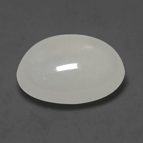 2.43カラットの天然クリームホワイトムーンストーン（10.1×8 mm・オーバルカット）