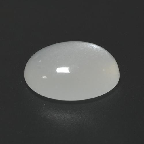 2.85カラットの天然クリームホワイトムーンストーン（10.8×8.7 mm・オーバルカット）