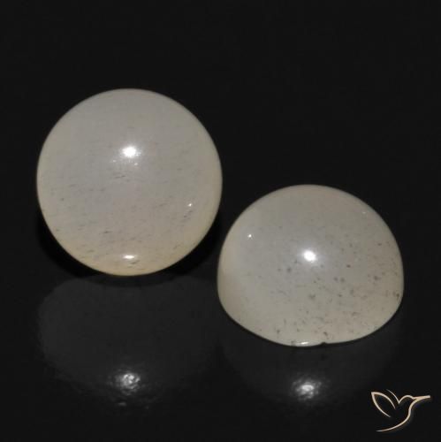 Shop natural 1.20ct 薄いウォームブラウン ムーンストーン gems, ラウンド, from インド at GemSelect. In stock, global shipping!