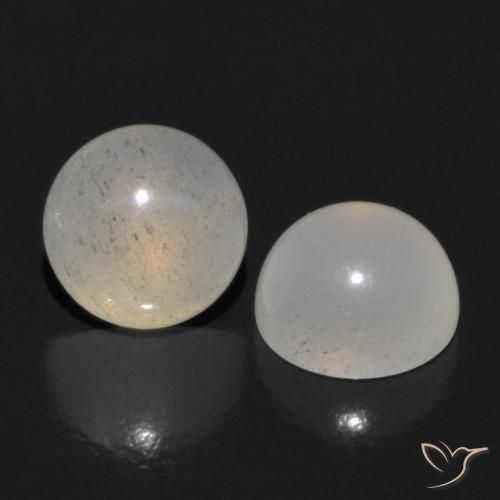 Shop natural 1.15ct 薄いコーヒーブラウン ムーンストーン gems, ラウンド, from インド at GemSelect. In stock, global shipping!