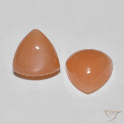 Shop natural 3.74ct ライトオレンジ ムーンストーン gems, トリリオン, from インド at GemSelect. In stock, global shipping!