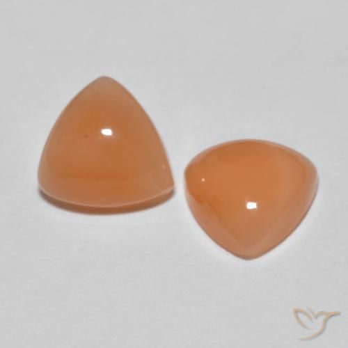 Shop natural 3.12ct ライトオレンジ ムーンストーン gems, トリリオン, from インド at GemSelect. In stock, global shipping!