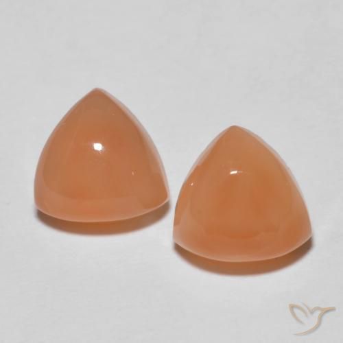 3.99ctw 天然 薄い赤みがかったオレンジ ムーンストーン, トリリオン, 半透明