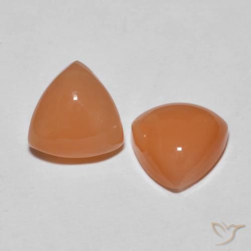 Shop natural 3.43ct 薄い赤みがかったオレンジ ムーンストーン gems, トリリオン, from インド at GemSelect. In stock, global shipping!