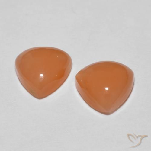 Shop natural 3.43ct 薄い赤みがかったオレンジ ムーンストーン gems, トリリオン, from インド at GemSelect. In stock, global shipping!
