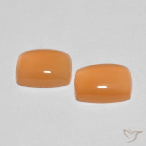Shop natural 2.61ct 赤みがかったオレンジ ムーンストーン gems, クッション, from インド at GemSelect. In stock, global shipping!