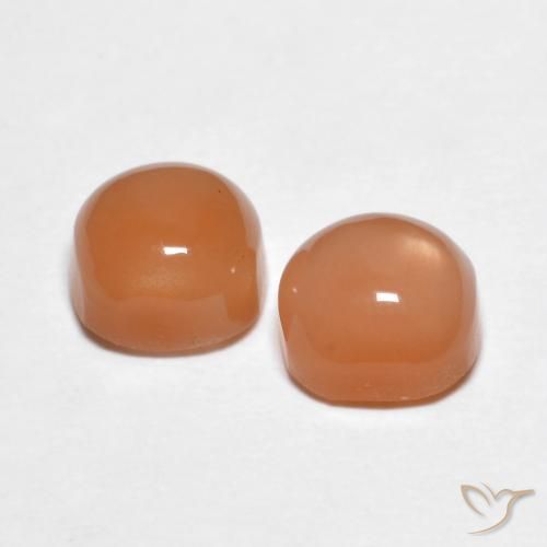 Shop natural 2.40ct ウォームアプリコットオレンジ ムーンストーン gems, クッション, from インド at GemSelect. In stock, global shipping!