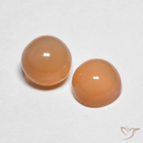 Shop natural 3.28ct Medium Light-Orange ムーンストーン gems, ラウンド, from インド at GemSelect. In stock, global shipping!