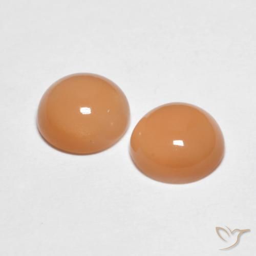 Shop natural 2.81ct Medium Light-Orange ムーンストーン gems, ラウンド, from インド at GemSelect. In stock, global shipping!