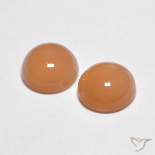 Shop natural 2.74ct Medium Light-Orange ムーンストーン gems, ラウンド, from インド at GemSelect. In stock, global shipping!