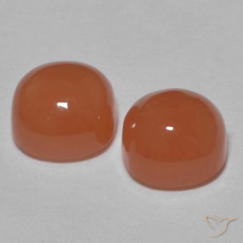 Shop natural 2.32ct ディープオレンジ ムーンストーン gems, クッション, from インド at GemSelect. In stock, global shipping!