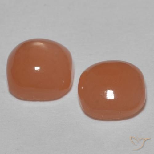Shop natural 1.78ct ブラウンピーチ ムーンストーン gems, クッション, from インド at GemSelect. In stock, global shipping!