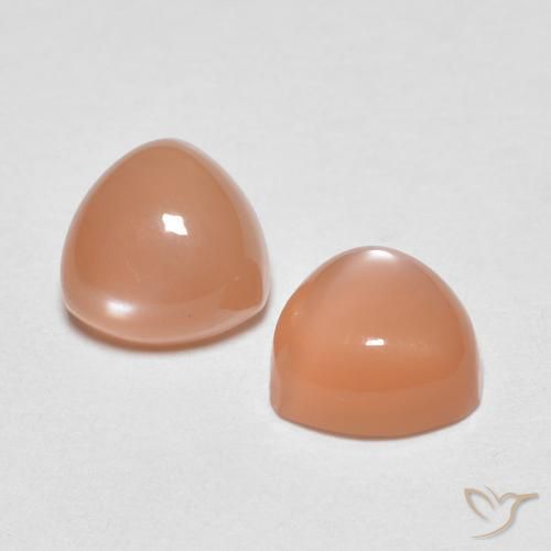 Shop natural 1.83ct カンタロープオレンジ ムーンストーン gems, トリリオン, from インド at GemSelect. In stock, global shipping!