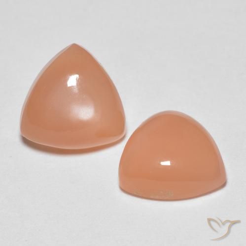 Shop natural 3.24ct ミディアムオレンジ ムーンストーン gems, トリリオン, from インド at GemSelect. In stock, global shipping!