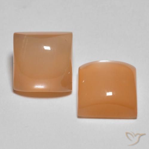Shop natural 4.38ct ピーチオレンジ ムーンストーン gems, 四角形, from インド at GemSelect. In stock, global shipping!