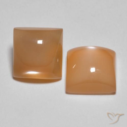 Shop natural 3.99ct ピーチオレンジ ムーンストーン gems, 四角形, from インド at GemSelect. In stock, global shipping!