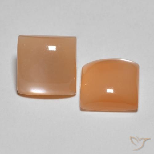 Shop natural 3.15ct カンタロープオレンジ ムーンストーン gems, 四角形, from インド at GemSelect. In stock, global shipping!