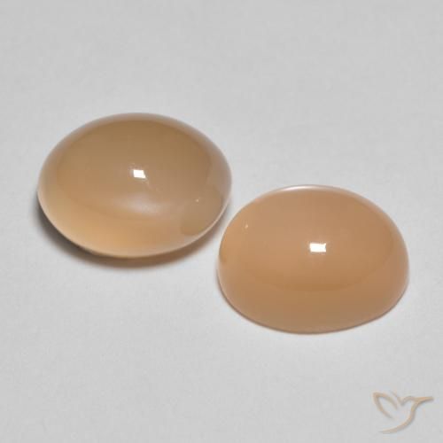 Shop natural 3.44ct カンタロープオレンジ ムーンストーン gems, 楕円形, from インド at GemSelect. In stock, global shipping!