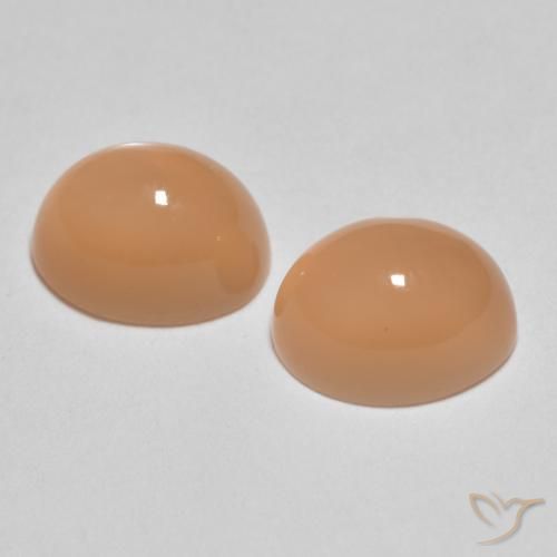 Shop natural 3.37ct ピーチオレンジ ムーンストーン gems, 楕円形, from インド at GemSelect. In stock, global shipping!