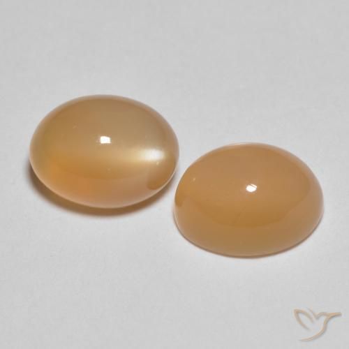 Shop natural 3.19ct Medium Light-Orange ムーンストーン gems, 楕円形, from インド at GemSelect. In stock, global shipping!
