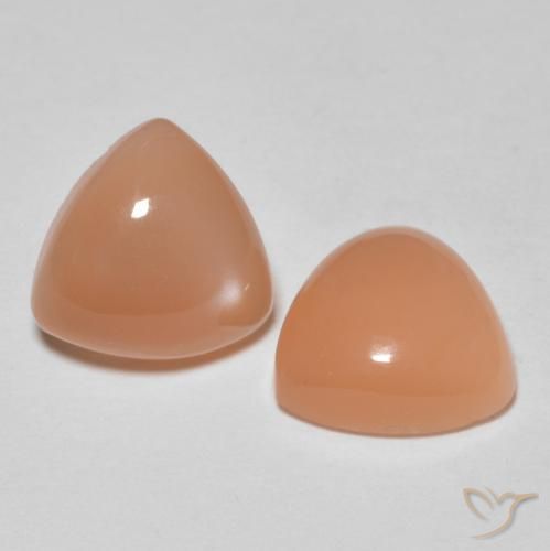 Shop natural 3.17ct カンタロープオレンジ ムーンストーン gems, トリリオン, from インド at GemSelect. In stock, global shipping!