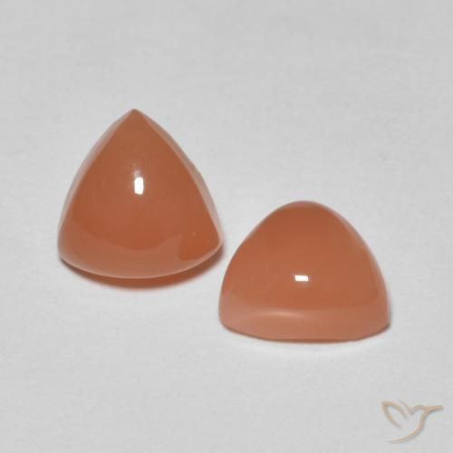 Shop natural 1.57ct 赤みがかったオレンジ ムーンストーン gems, トリリオン, from インド at GemSelect. In stock, global shipping!