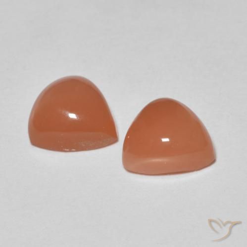 Shop natural 1.57ct 赤みがかったオレンジ ムーンストーン gems, トリリオン, from インド at GemSelect. In stock, global shipping!