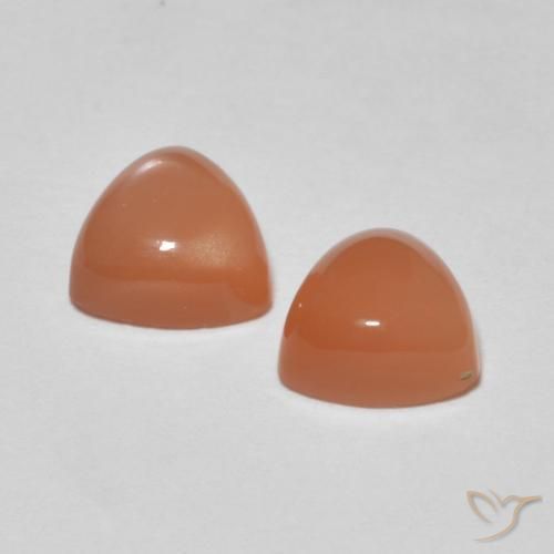 Shop natural 1.73ct カンタロープオレンジ ムーンストーン gems, トリリオン, from インド at GemSelect. In stock, global shipping!