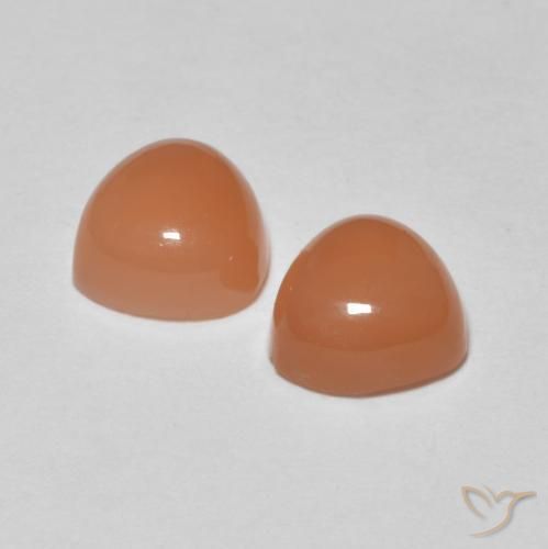 Shop natural 1.76ct ライトオレンジ ムーンストーン gems, トリリオン, from インド at GemSelect. In stock, global shipping!