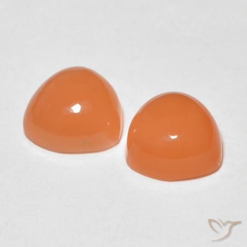 Shop natural 1.75ct ミディアムオレンジ ムーンストーン gems, トリリオン, from インド at GemSelect. In stock, global shipping!
