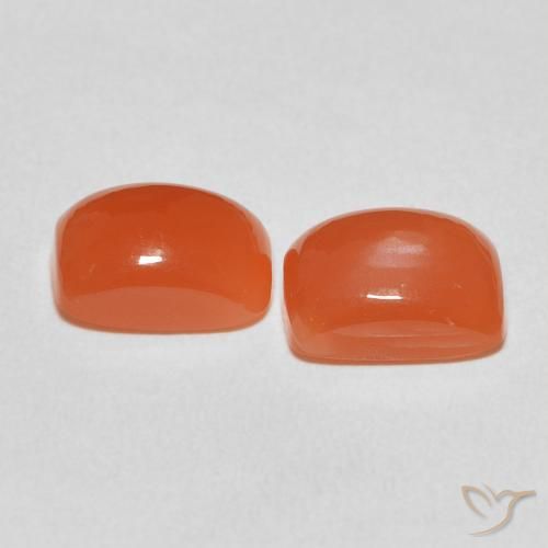 Shop natural 4.87ct ファイアオレンジ ムーンストーン gems, クッション, from インド at GemSelect. In stock, global shipping!