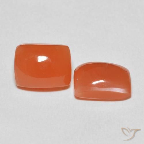 Shop natural 5.05ct ミディアムオレンジ ムーンストーン gems, クッション, from インド at GemSelect. In stock, global shipping!