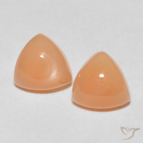 3.70ctw 天然 Medium Light-Orange ムーンストーン, トリリオン, 半透明