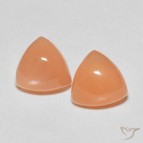 3.93ctw 天然 Medium Light-Orange ムーンストーン, トリリオン, 半透明