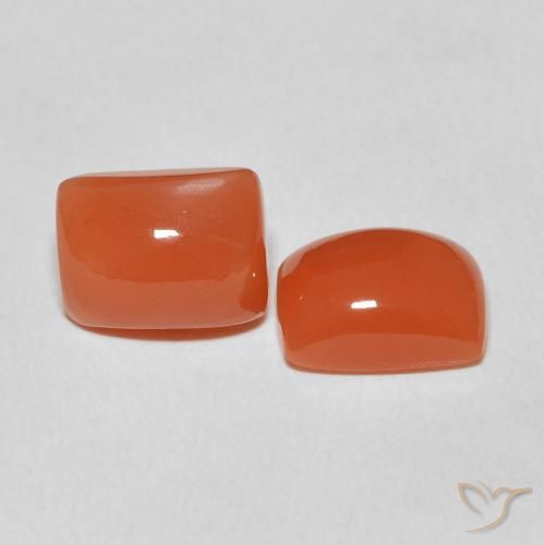 Shop natural 4.57ct ミディアムオレンジ ムーンストーン gems, クッション, from インド at GemSelect. In stock, global shipping!