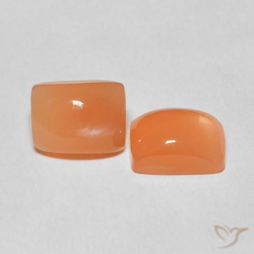 Shop natural 4.81ct 赤みがかったオレンジ ムーンストーン gems, クッション, from インド at GemSelect. In stock, global shipping!